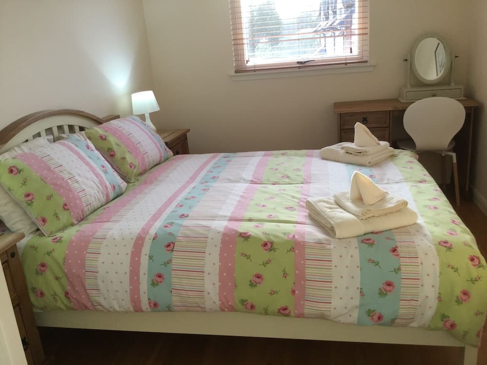 Inverness Apartments - West Heather