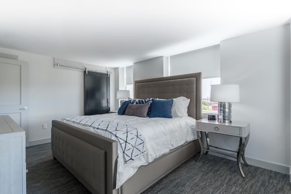 Pioneer Pocket Hotel