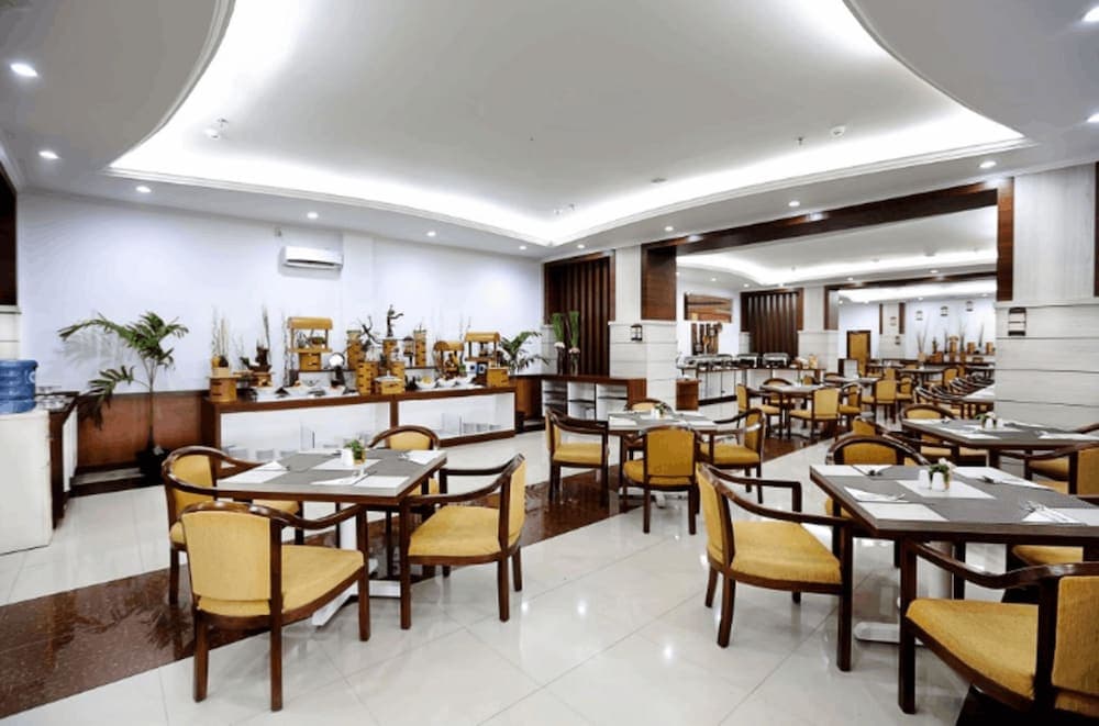 Grand Asrilia Hotel