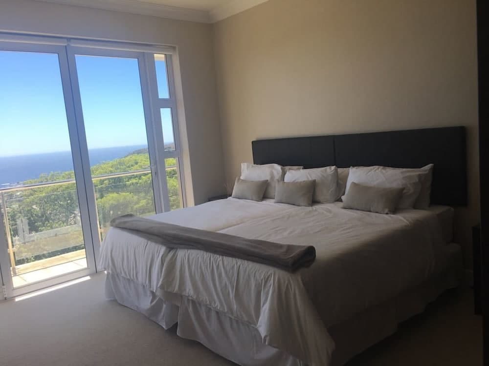 House Havana Camps Bay