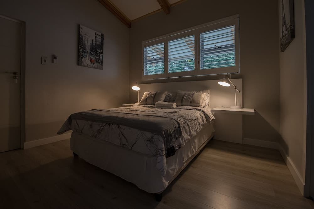 Umhlanga Lodge -No children