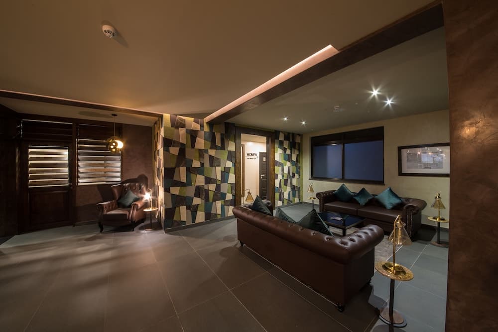 Speke Apartments Kitante