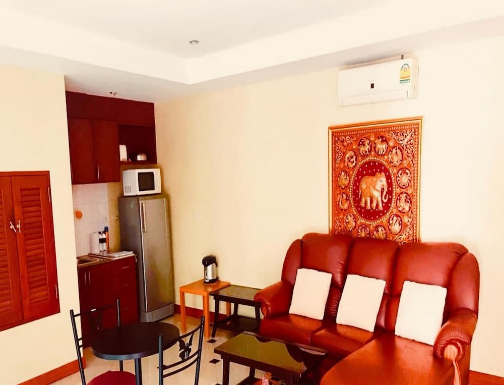 Punyapha Beach Villa