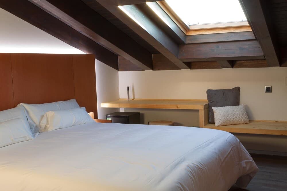 El Encanto Hotel & Cafetería