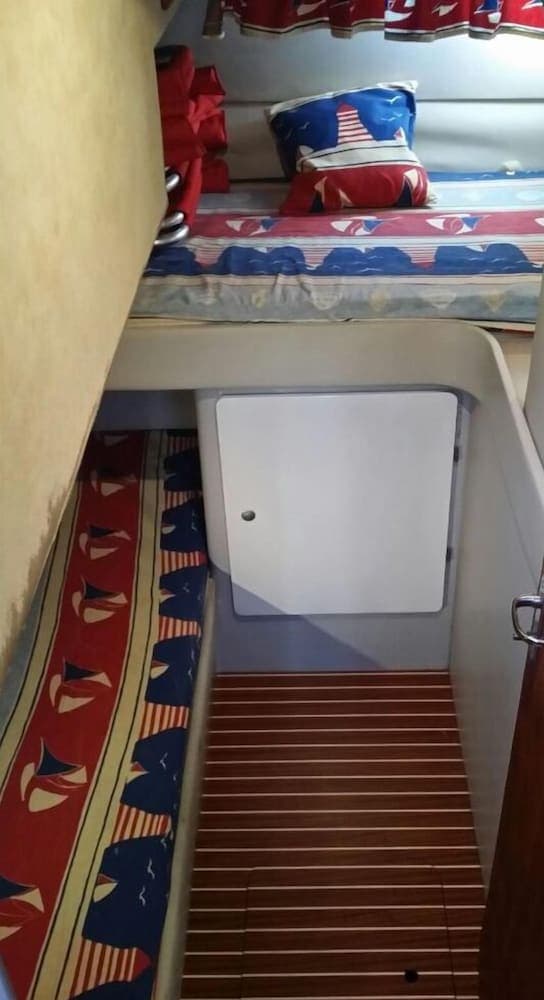 Yacht Suite San Vincenzo