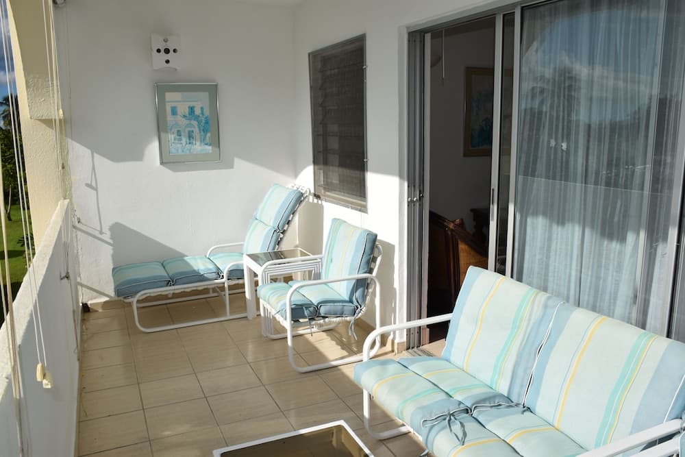 Golden View Hotel Resort