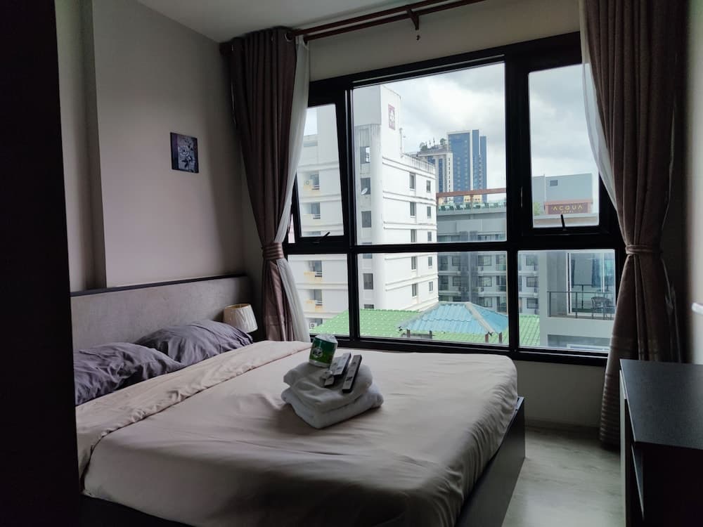 Many Holiday The Base Condo