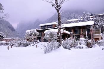 Homeward Mountain Hotel