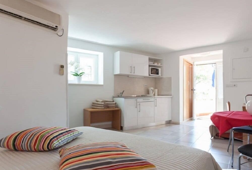 Apartments Cable car