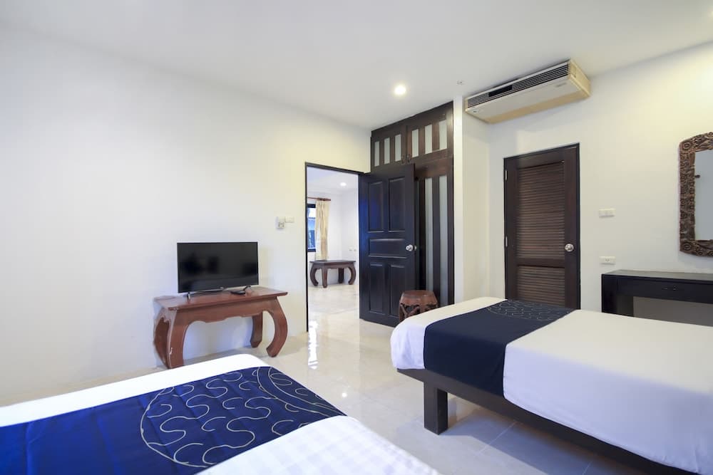 CAPITAL O75345 Praewa Villas Naiyang Phuket
