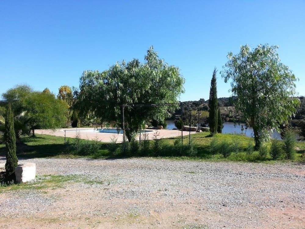 Apartamentos Rurales La Albuera