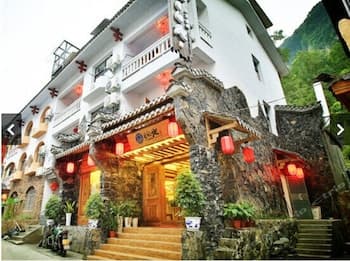 Destination Youth Hostel