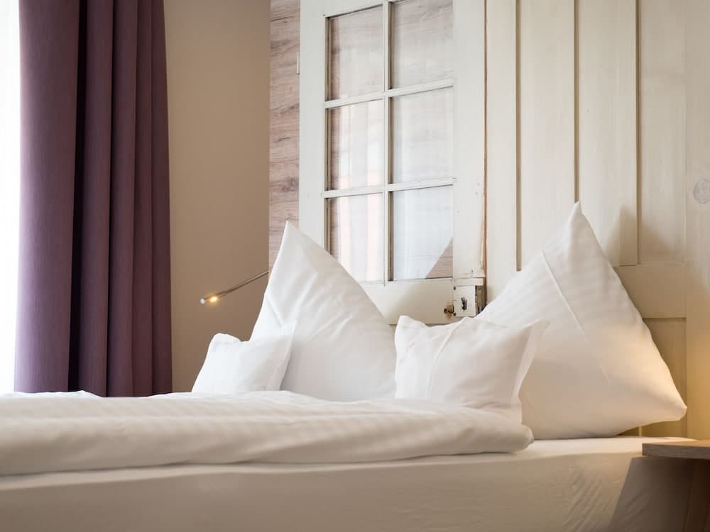 Weinbar und Hotel FahrAway