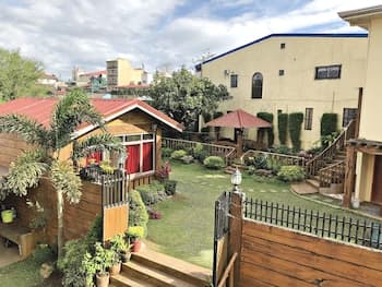 View Sun Rooms & Garden