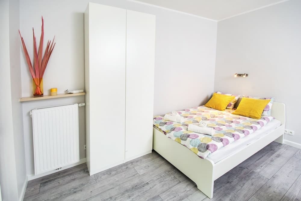 Warsaw Night Apartments