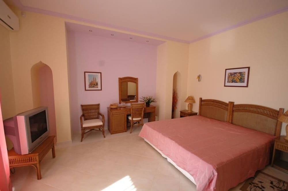 Brigantina Beach Hotel