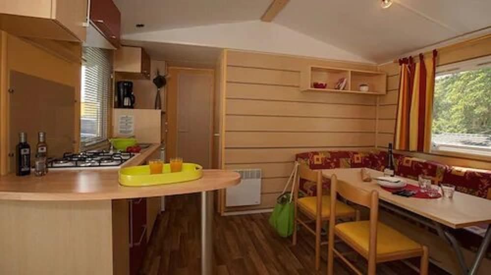 Camping Domaine du Lac de Miel