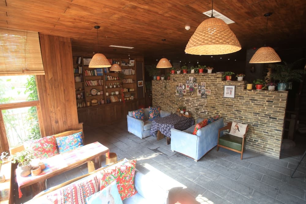 Zhangjiajie Xibujie Inn