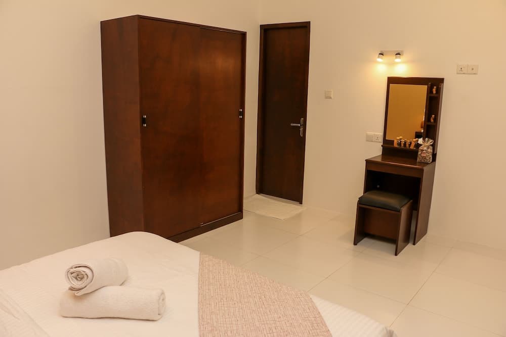 The Castaway Retreat