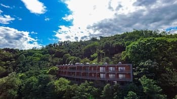 Walkerhill Douglas House