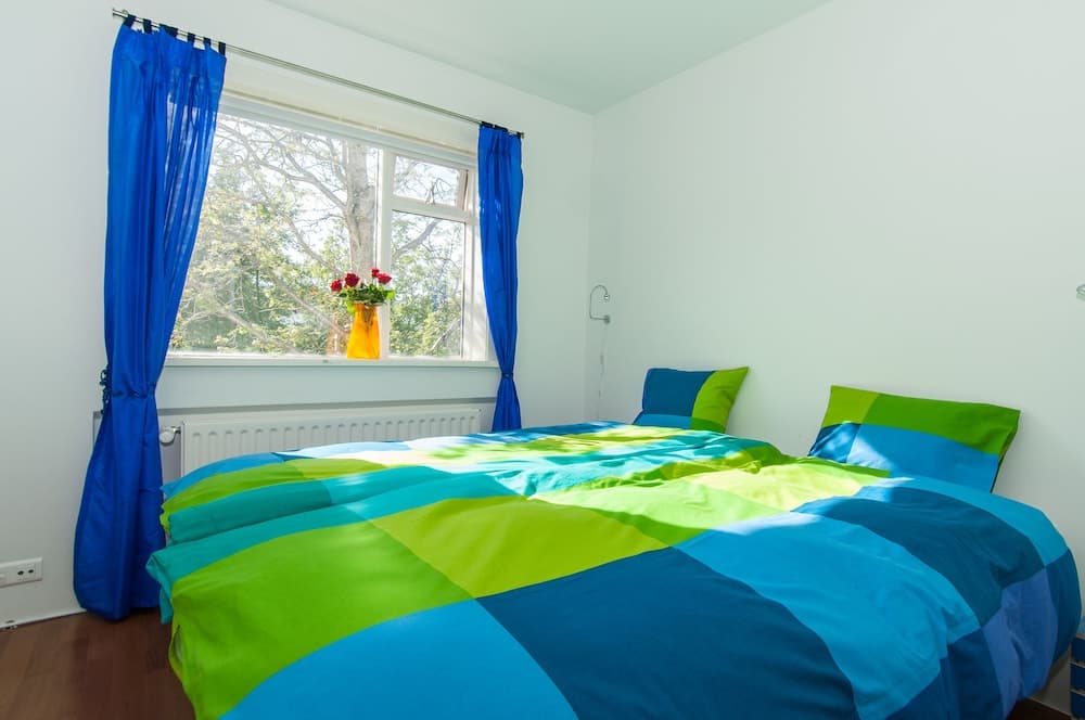 Pearl of the North Apartments