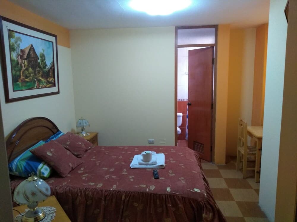 Hostal Vista al Lago