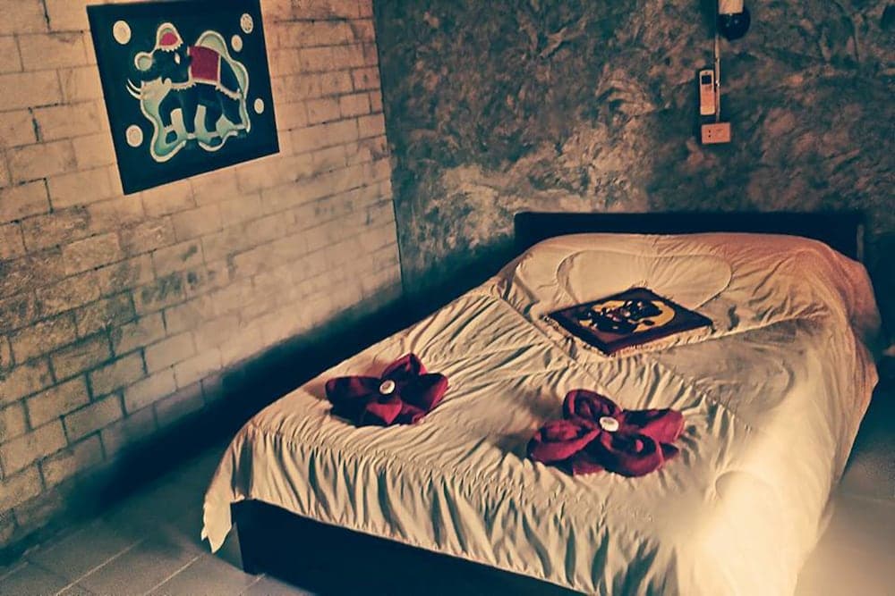 The Local Story Home Stay 1