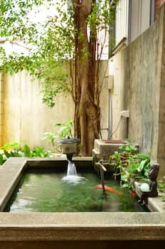 Hostel of Rising SUN