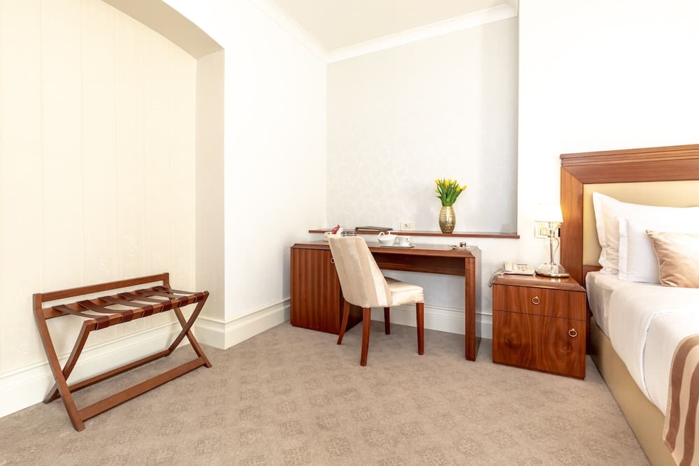 Le Premier Boutique Hotel