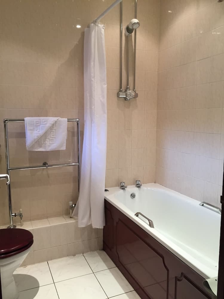 Abbey Hotel & Conference Centre