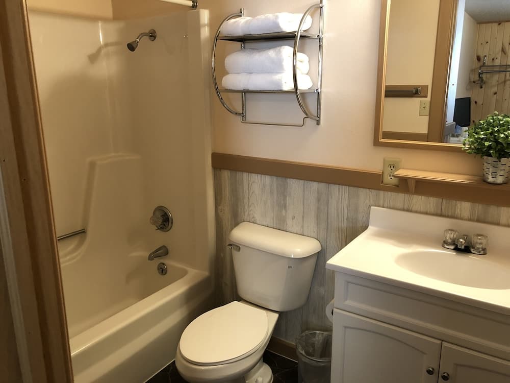 Rockerville Lodge & Cabins