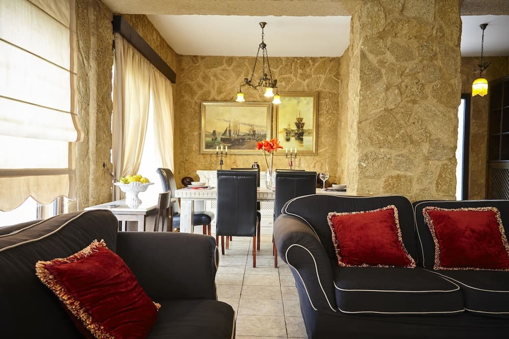 Unique Villa La Vie Est Belle