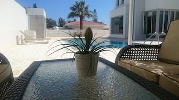 Colonial Beach Villa