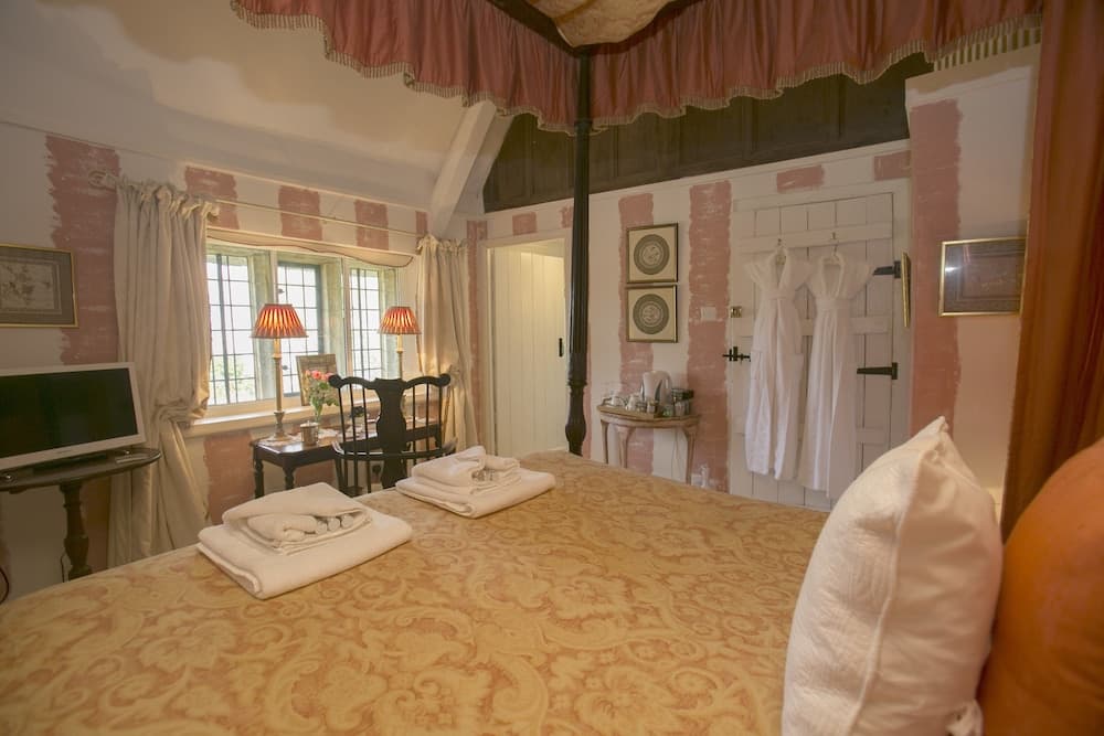 Tudor Cottage Bed & Breakfast Dorchester