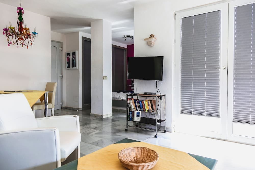 R2 Maryvent Beach Apartaments