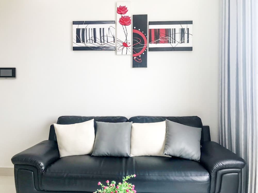 Sunrise City 2BR SW Pool 20th