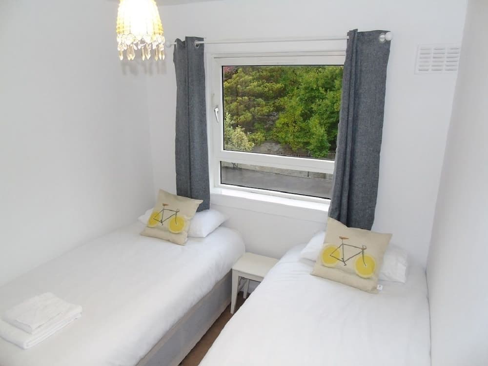 Snug - Faodail Apartment