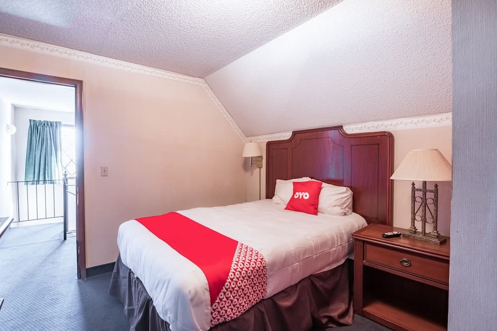 OYO Hotel Windmill Branson