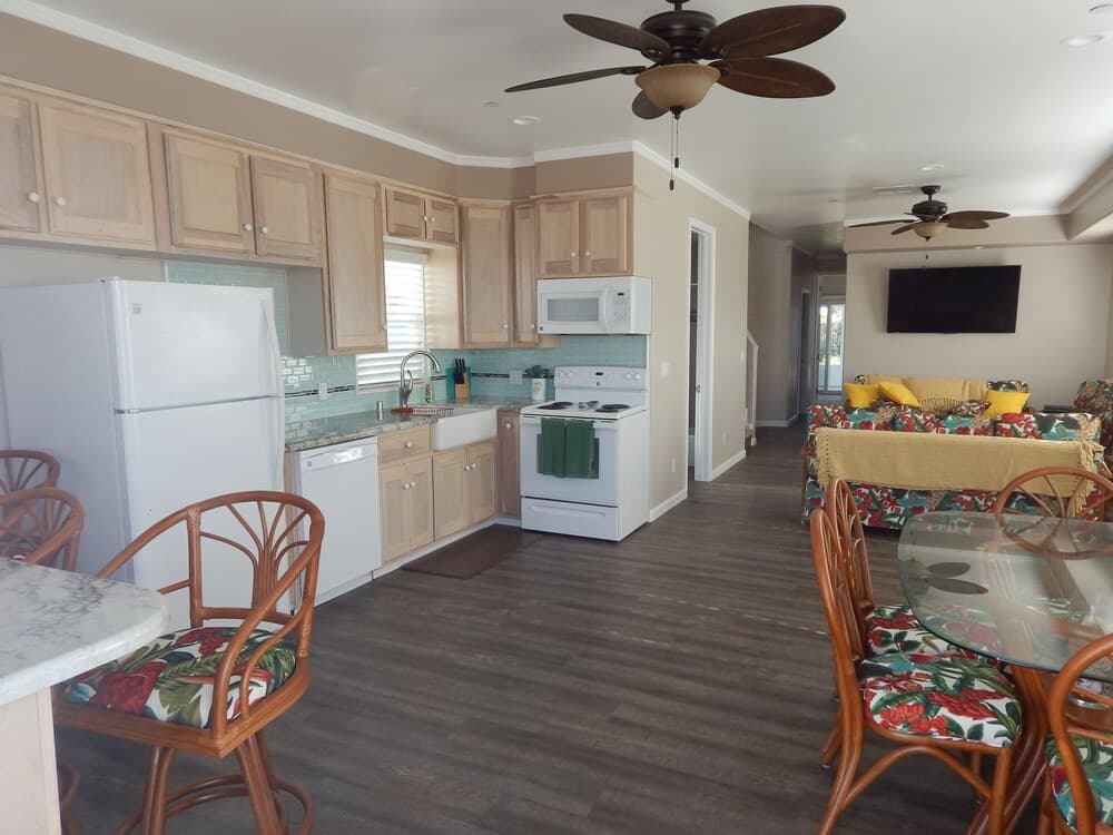 320 Main Street 2 Bedroom Home by Redawning