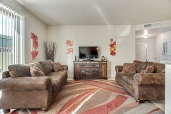 Citifront A 3 Bedroom Condo by RedAwning