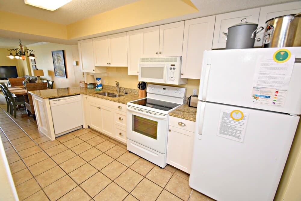 Ocean House 1701 3 Bedroom Condo by Redawning