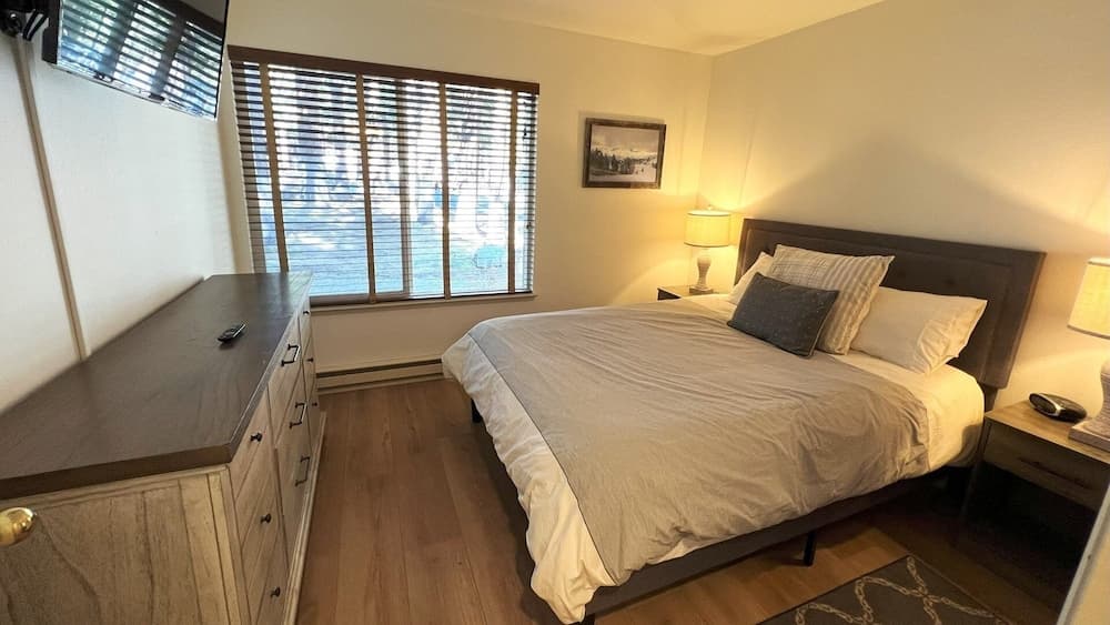 Standard Condos with Free Parking