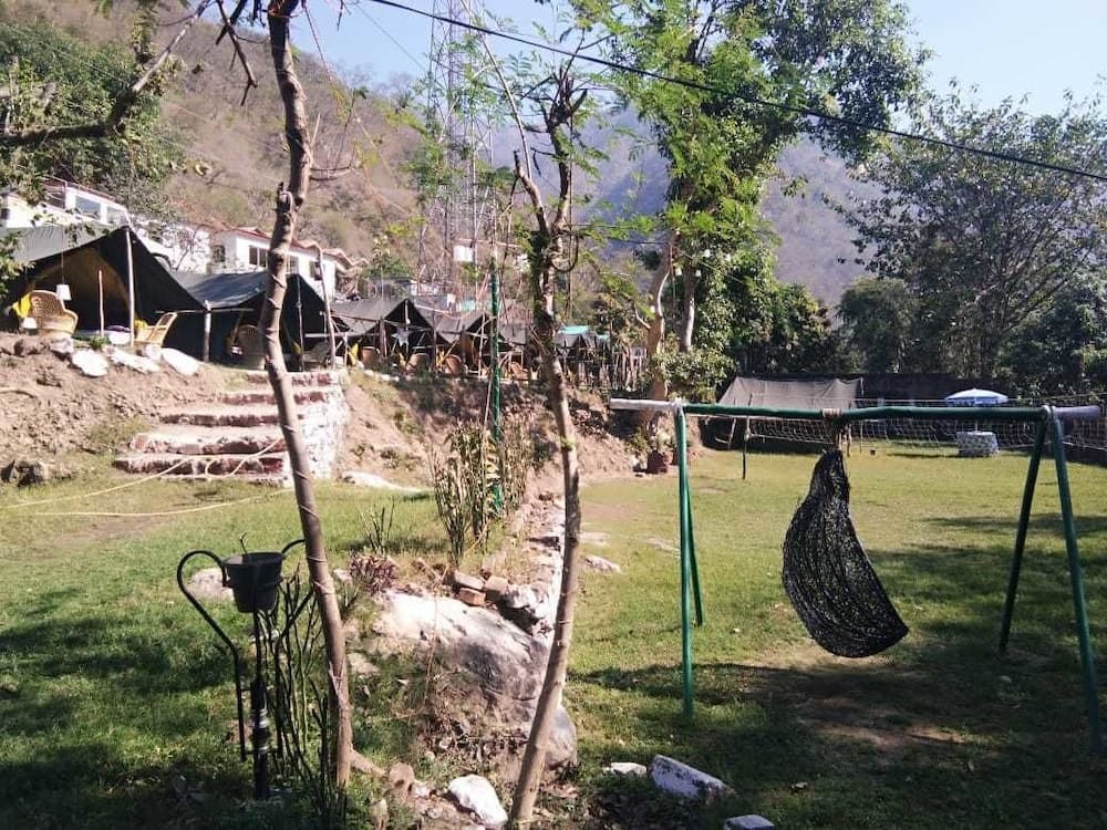 ADB Rooms Adventure Guru