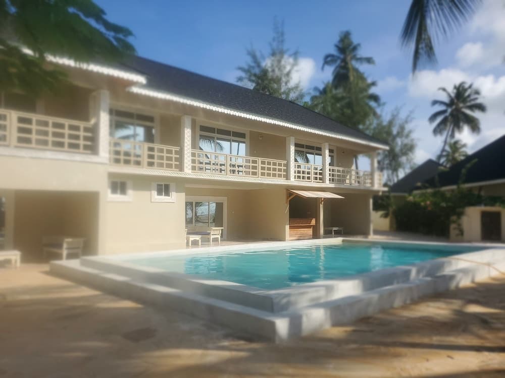 Kikoi Boutique Hotel