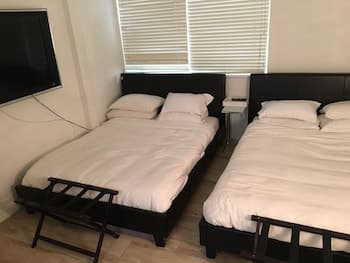 2BR Ocean Drive. Newly Renovated