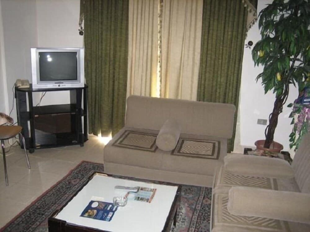 Grant Furnished Apts