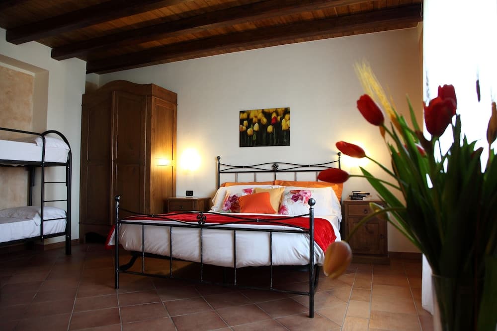 Agriturismo Creta Rossa