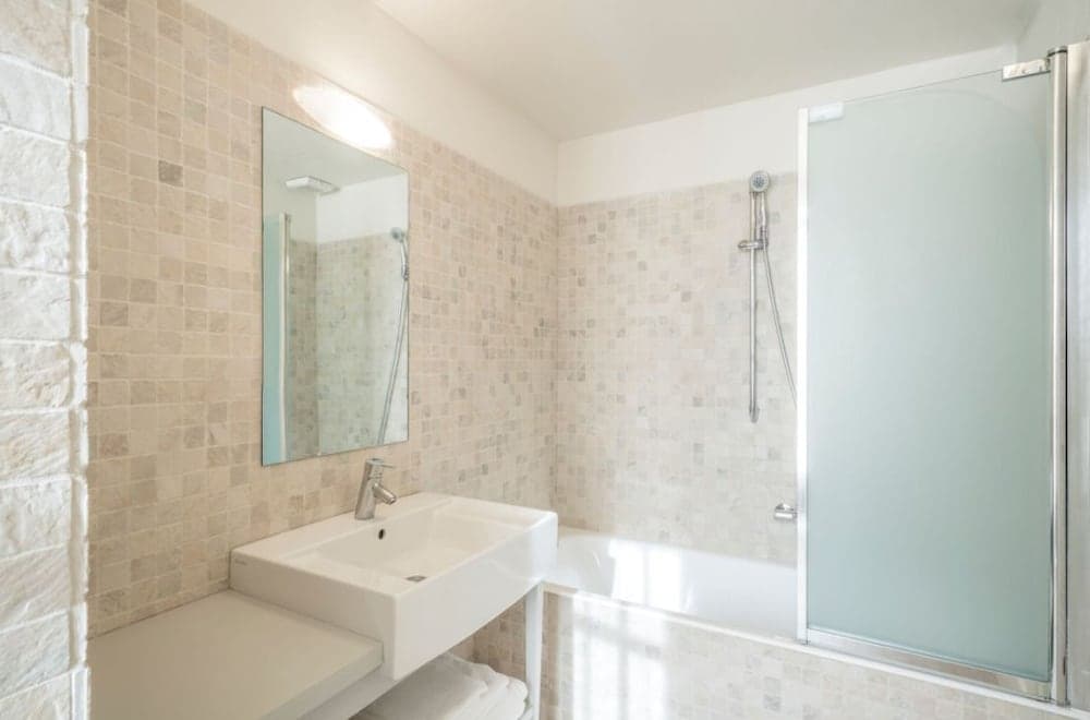 Spinerola Hotel in Cascina & Restaurant UvaSpina