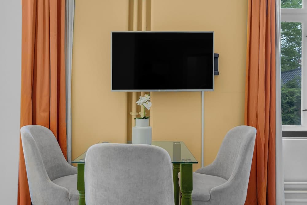 The Apartments company - The Sweet