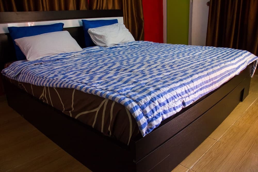 Summer Vista Ensuit Hotel